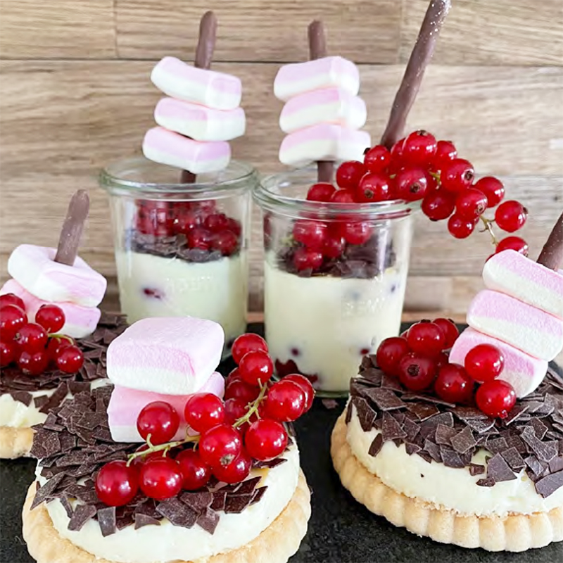 Vanillige Mallonies Gl&uuml;ckgef&uuml;hl-Torteletts mit Johannisbeeren